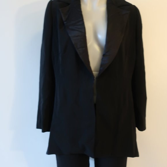 Womens B Louise Black Pant Suit W/ Black Satin Trim Sz L* - Picture 2 of 12